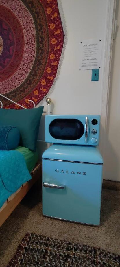 Private Guest Cozy Room W/Full Bathroom بحيرة إيزابيلا المظهر الخارجي الصورة
